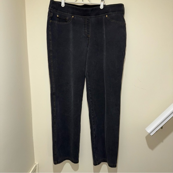 Women’s Nygard Slim Indigo Dark Wash Straight Leg Jean Jeggings Size: XL 18-20 - Picture 1 of 16